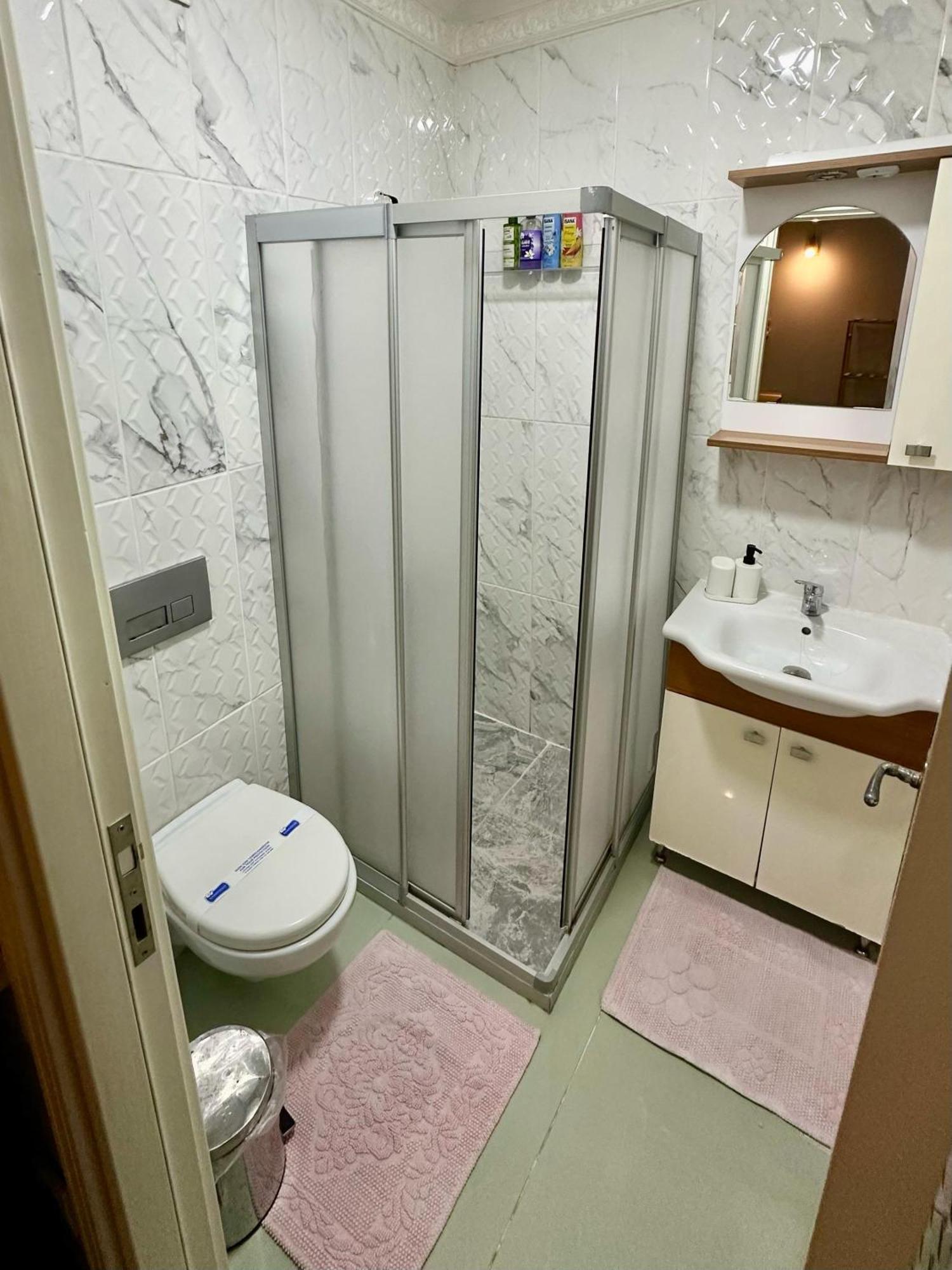 Nelly Guesthouse Provincia di Provincia di Istanbul Esterno foto